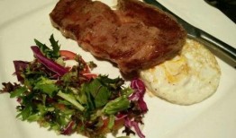 南宁牛排爆料事件视频最新,视频揭露惊人真相，消费者权益如何保障？