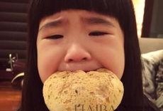 娱乐吃瓜酱小孩哥,揭秘小孩哥的童年趣事与成长历程