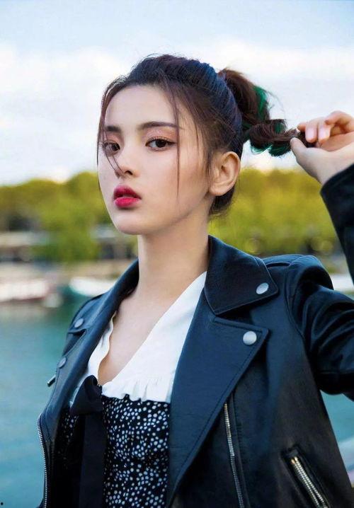 娱乐吃瓜酱76岁,揭秘娱乐圈资深“吃瓜群众”的传奇人生