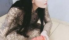 网红吃瓜换衣服图片高清,高清镜头下的时尚演绎