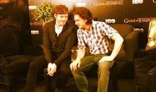 新闻爆料又火的歌曲,火爆全网！最新新闻爆料歌曲引发热议